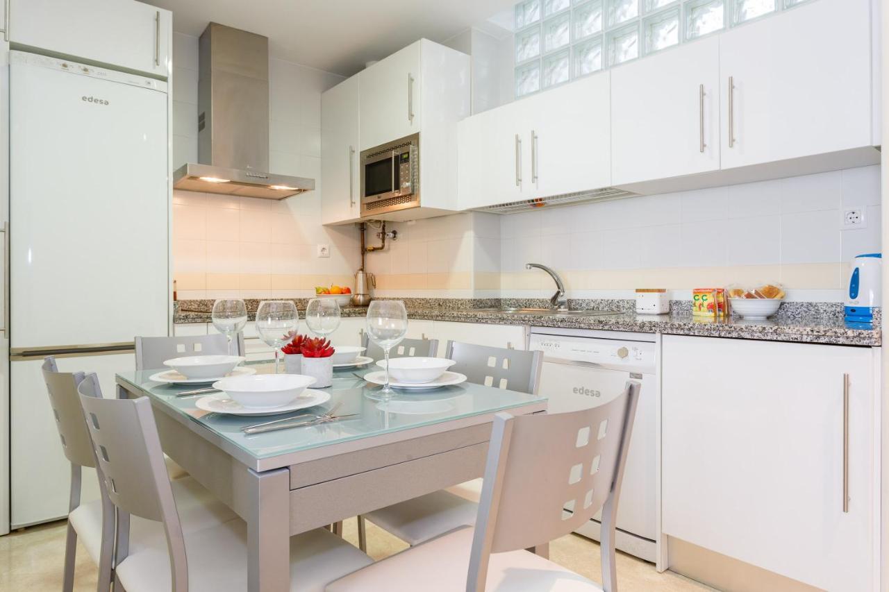 Apartamento Playa Cadiz By Isa Hoteles Zewnętrze zdjęcie